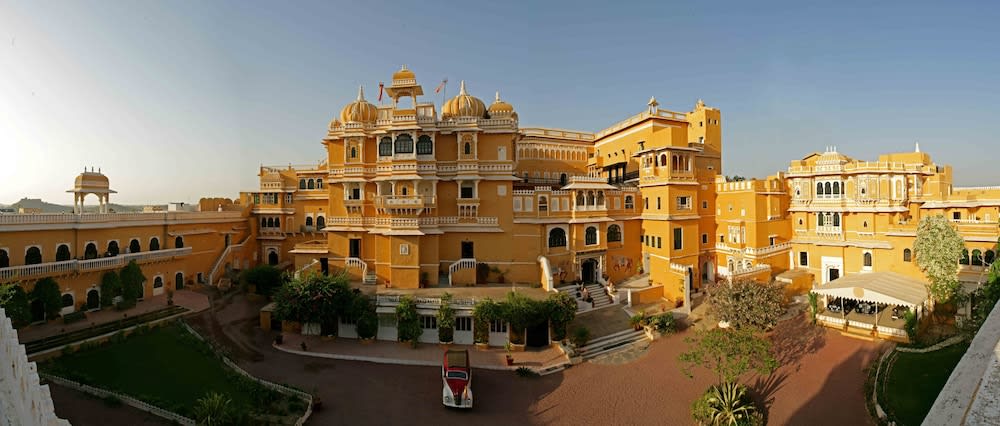 Deogarh Mahal 1