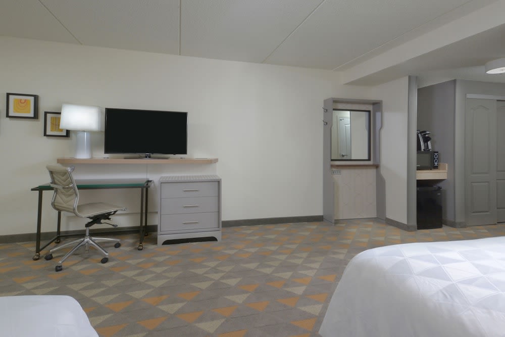 Holiday Inn RALEIGH-DURHAM AIRPORT by IHG 2