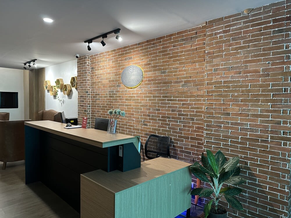 Aden Hotel 1
