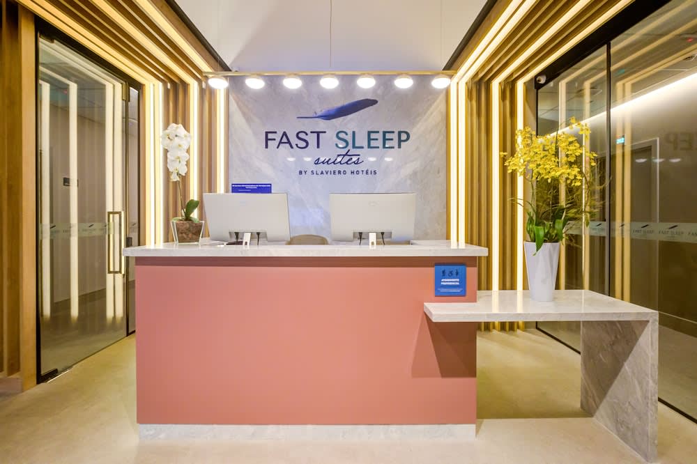 Fast Sleep Suites by Slaviero Hotéis dentro do Aeroporto Guarulhos Terminal 2, desembarque Oeste 1