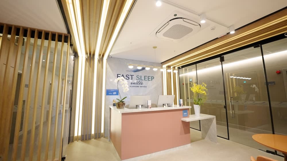 Fast Sleep Suites by Slaviero Hotéis dentro do Aeroporto Guarulhos Terminal 2, desembarque Oeste 2