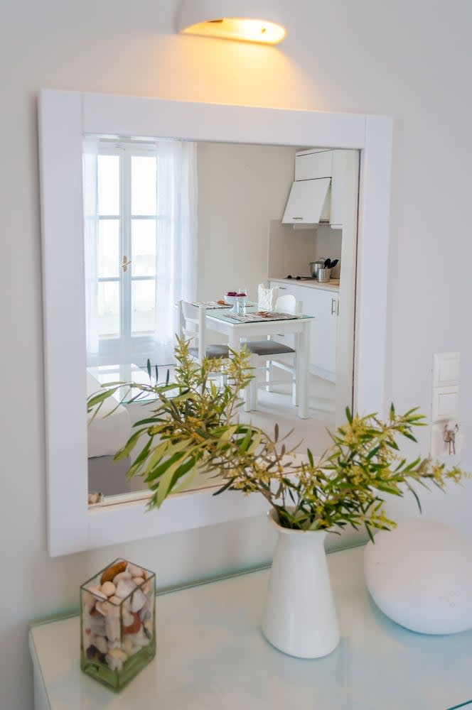 Milos Bay Suites 2