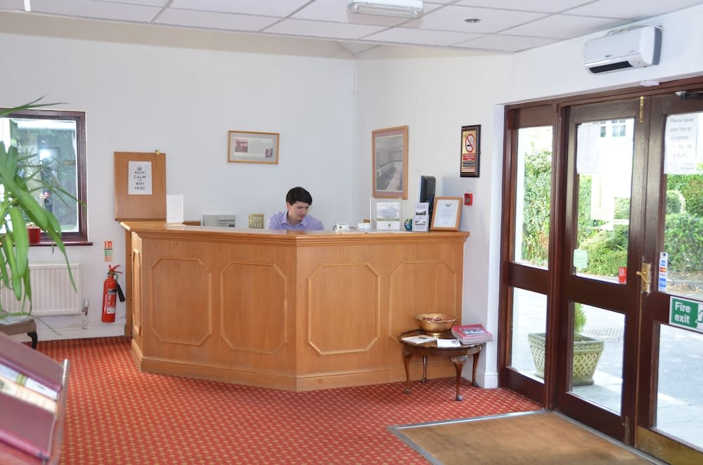 Healey Hotel 2