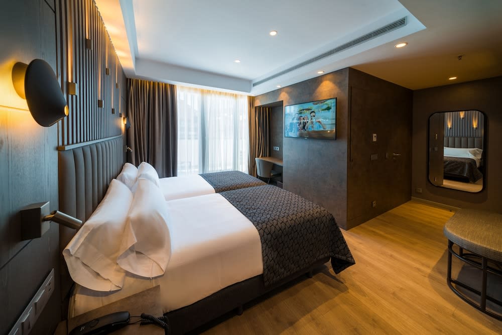 Catalonia Gran Vía Bilbao 4