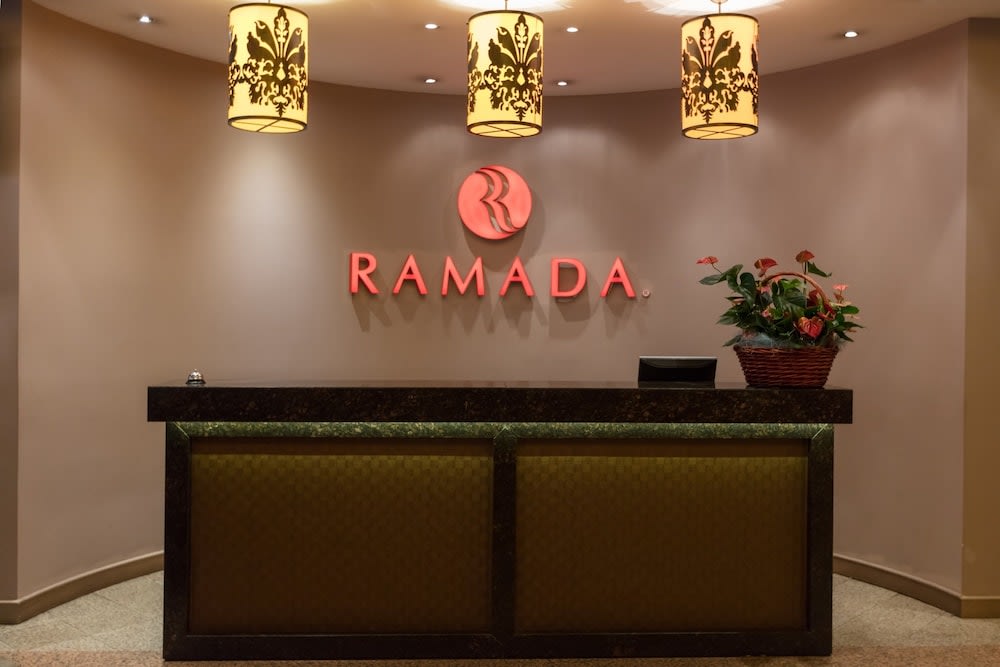 Ramada By Wyndham Sofia City Center 2