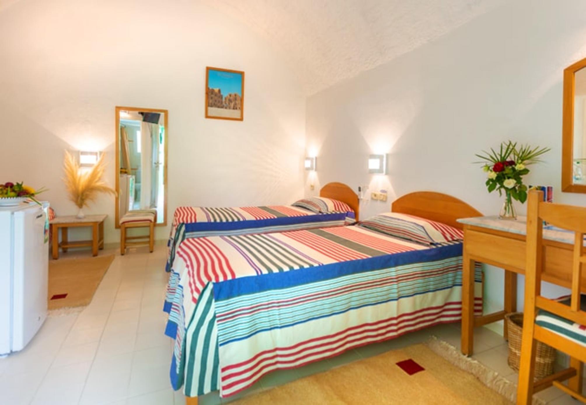 Samira Club Family and couples only 5