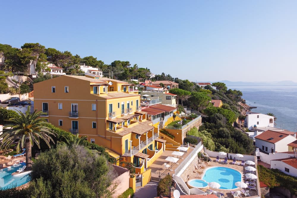 Lu' Hotel Maladroxia 1