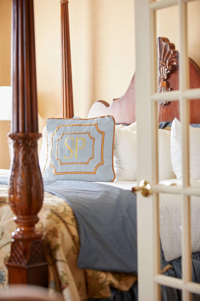 The Saint Paul Hotel 5