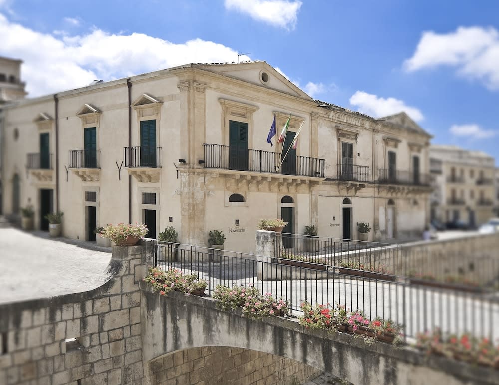 Hotel Novecento 1