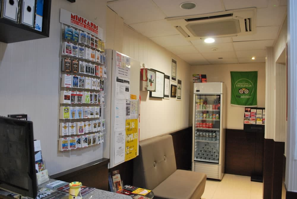 Hostal Las Flores Ramblas 2