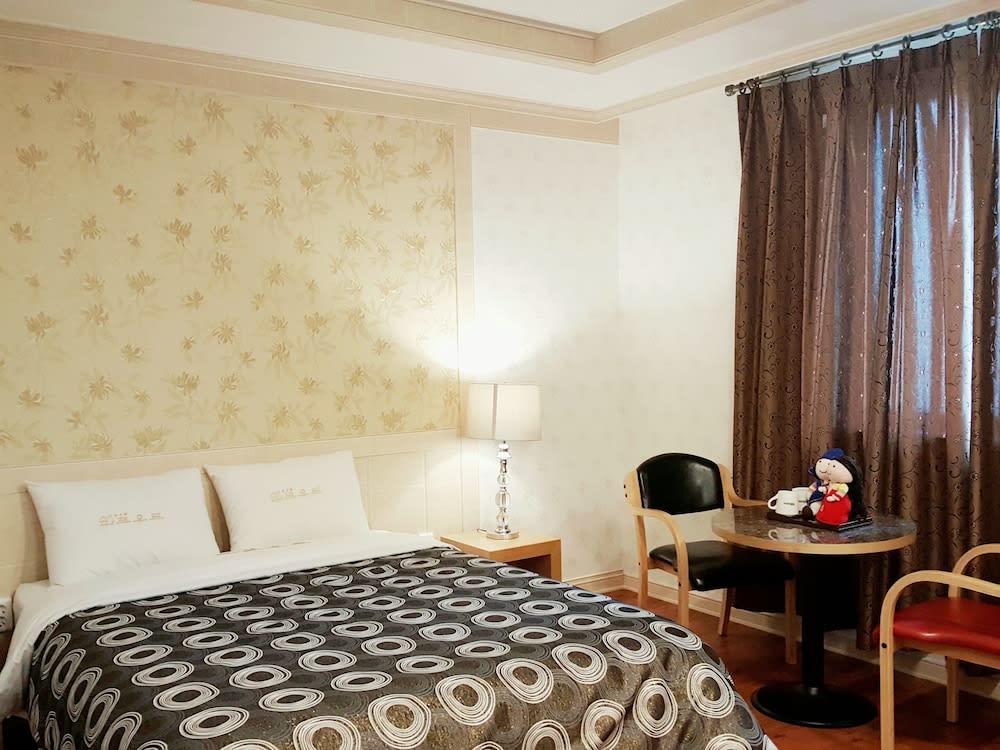 Hotel Parkwood Incheon Airport 1