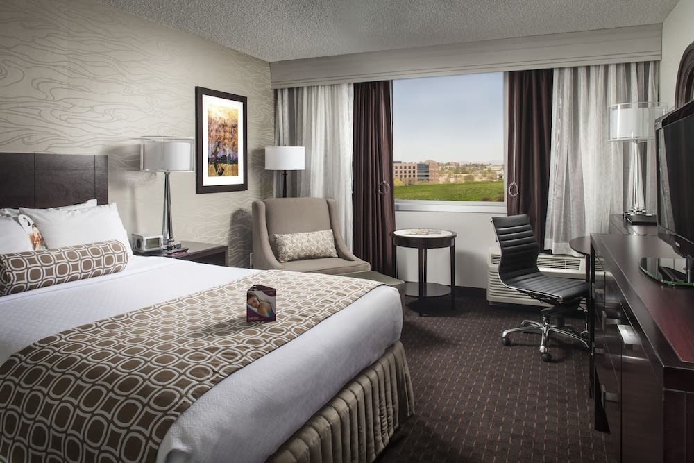 Crowne Plaza PHOENIX AIRPORT - PHX by IHG 4