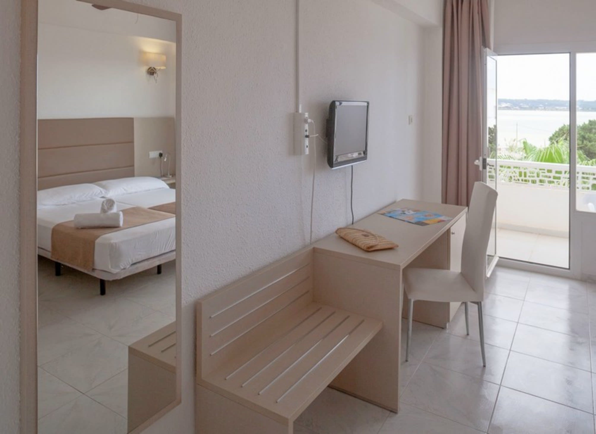 Roquetes Rooms - Formentera Break 3