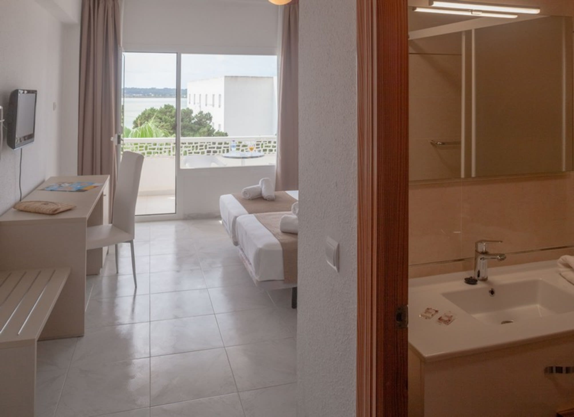 Roquetes Rooms - Formentera Break 4