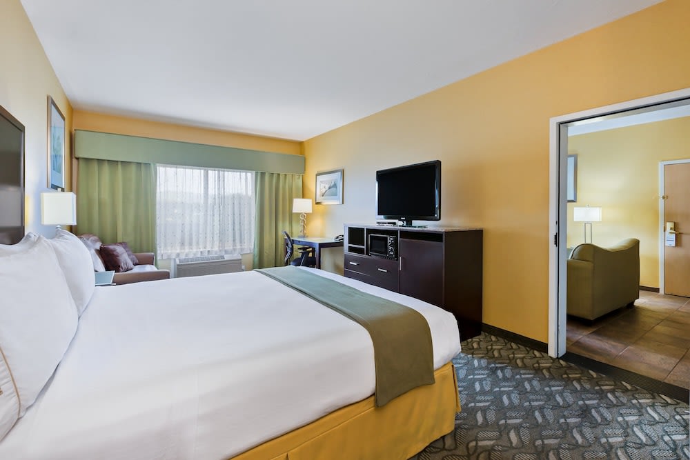 Holiday Inn Express Hotel & Suites San Jose-Morgan Hill by IHG 5