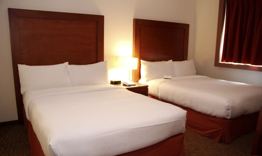 Staybridge Suites QUERETARO by IHG 2