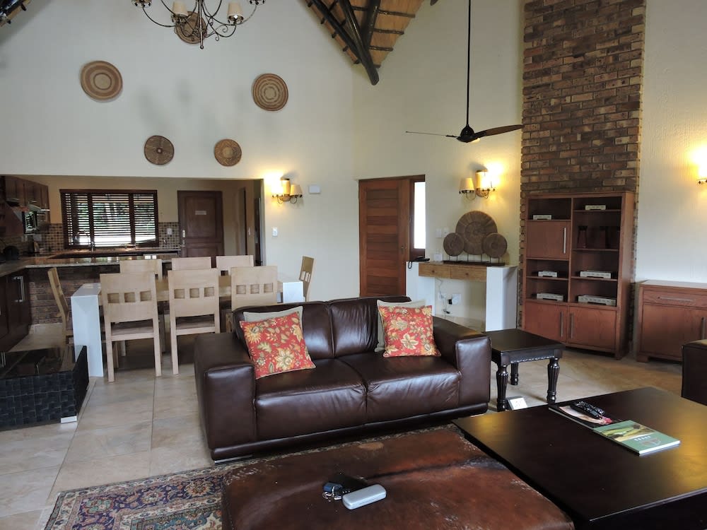 Hoyo Hoyo 573 Kruger Park Lodge 1
