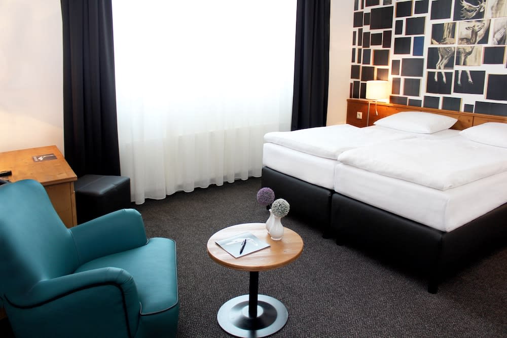 Hotel Hamburg-Wittenburg van der Valk 1
