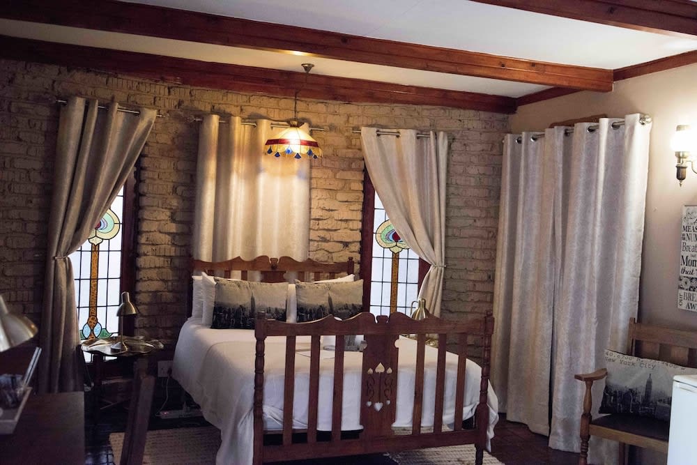 Greenfields Guesthouse & Restaurant 1