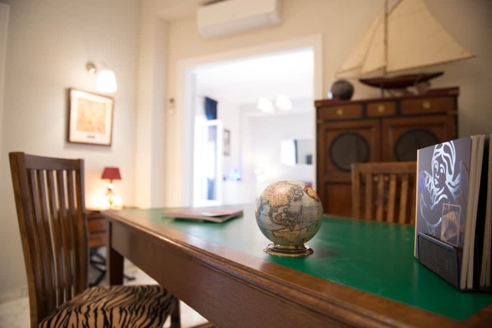 Authentic Sweet Home 5