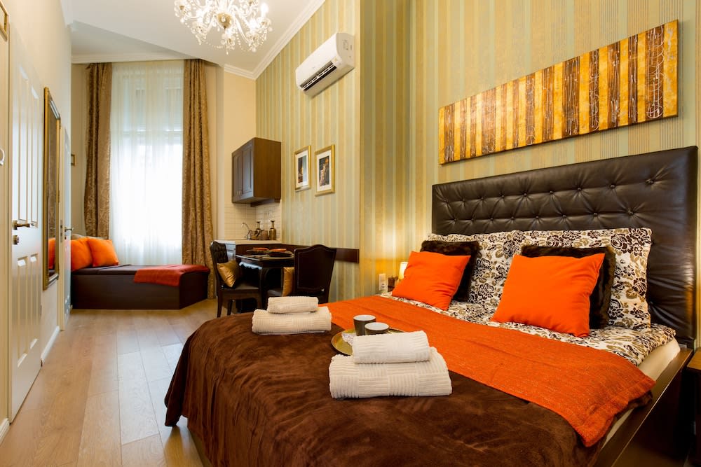 Budapest Holidays Harmony 2