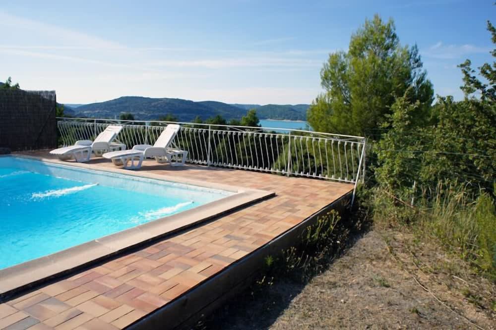 Hotel Les Cavalets 1