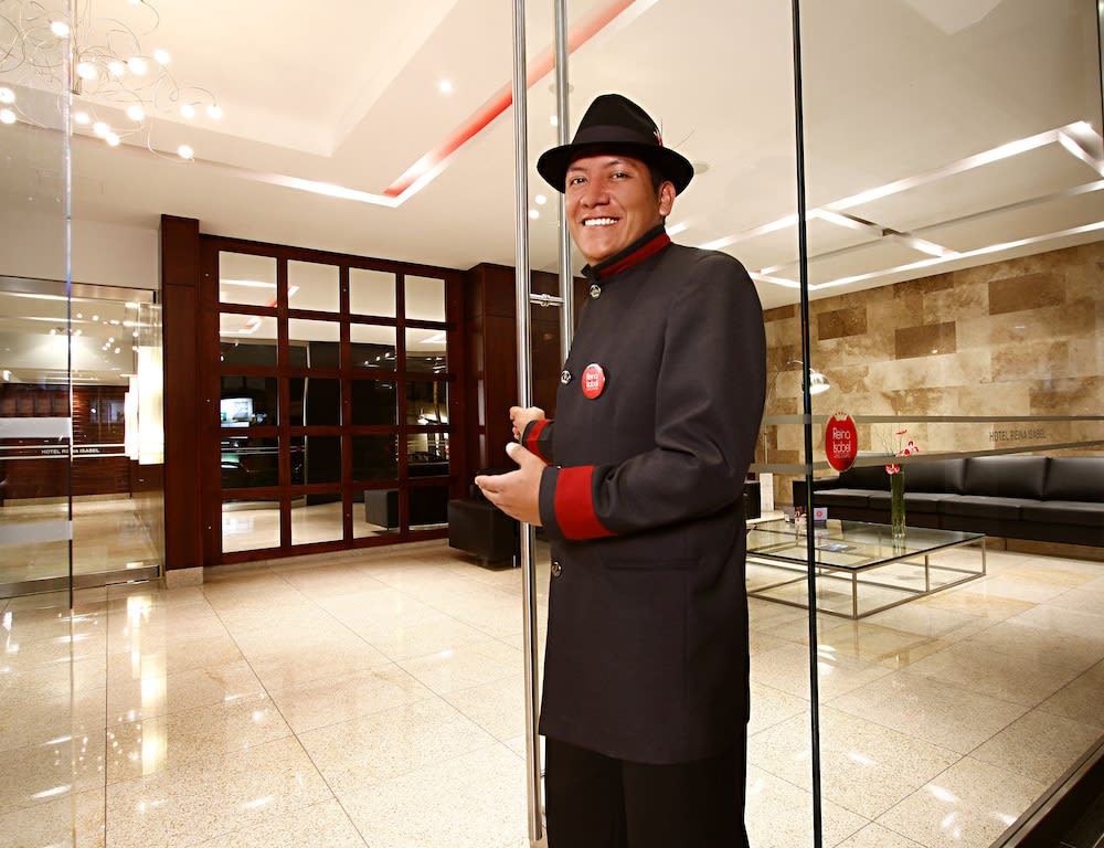 Hotel Reina Isabel 2