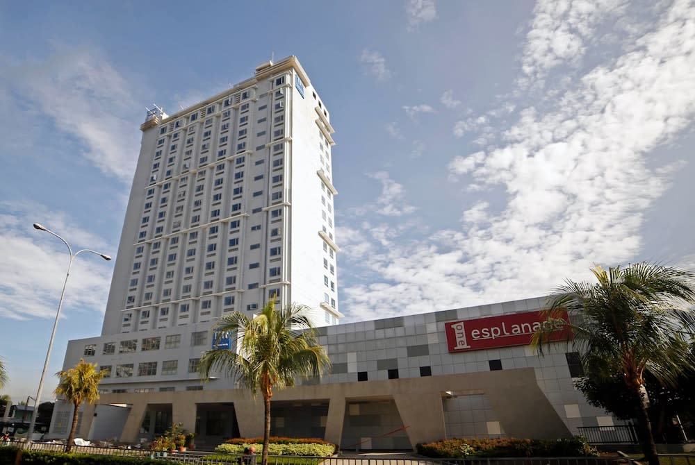 TRYP by Wyndham Mall of Asia Manila 1