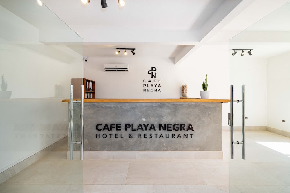Cafe Playa Negra 2