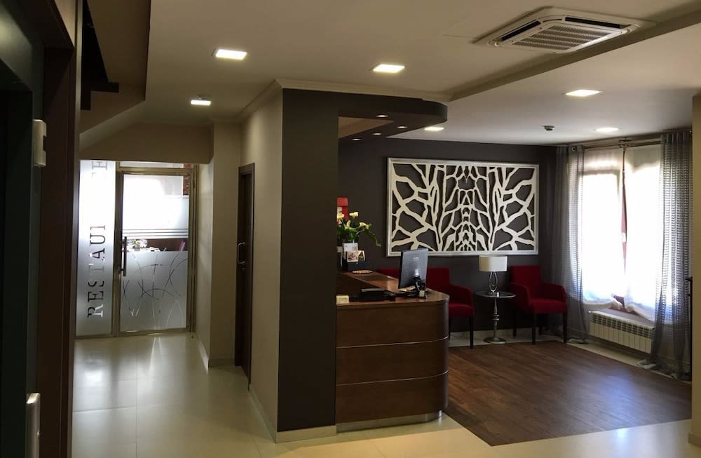 Hotel Calzada 2