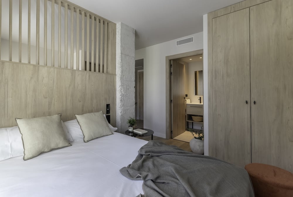 Apartamentos Líbere Pamplona Yamaguchi 4