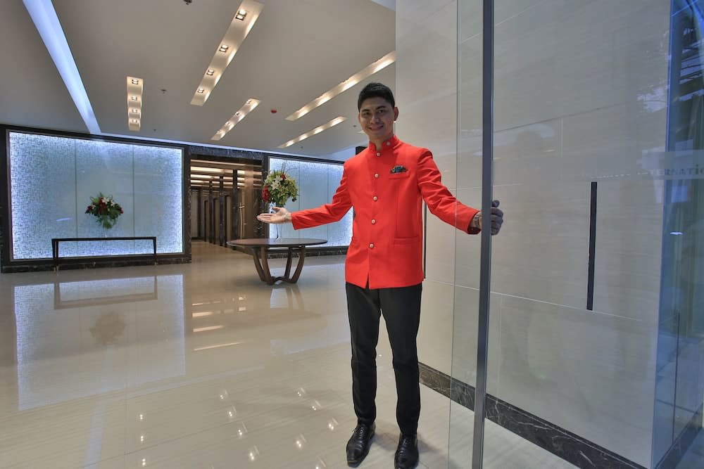 Valero Grand Suites by Swiss-Belhotel 2