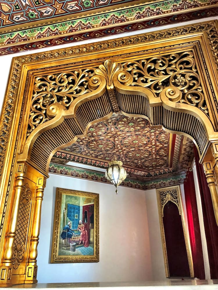 Royal Victoria - Ex British Embassy 5