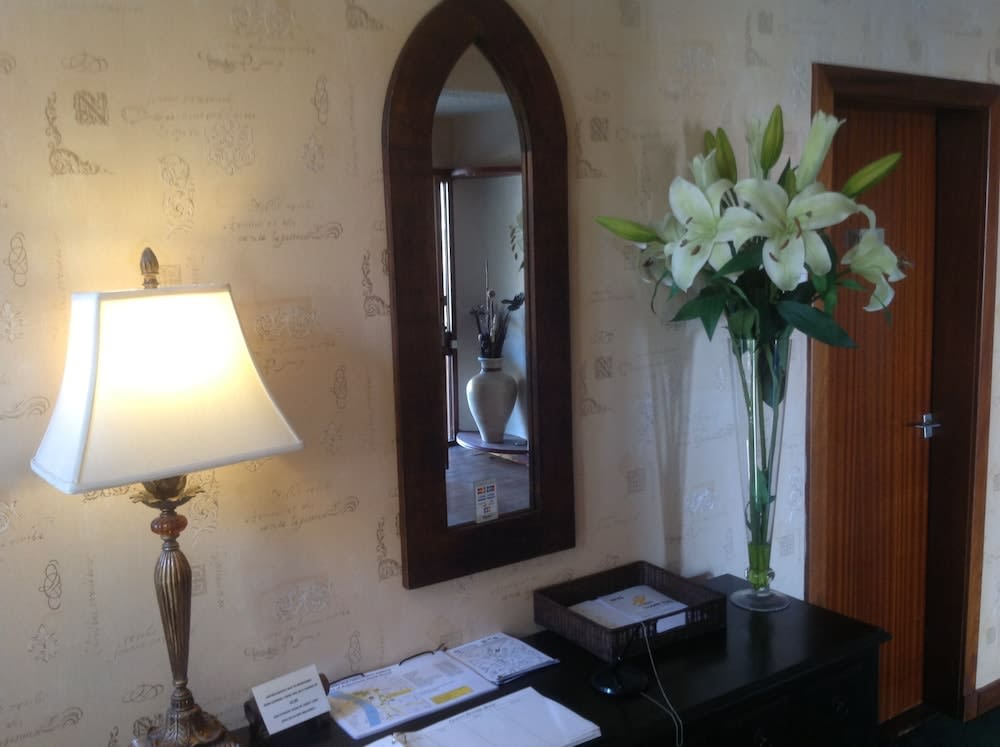 Ardentorrie Guest House 2