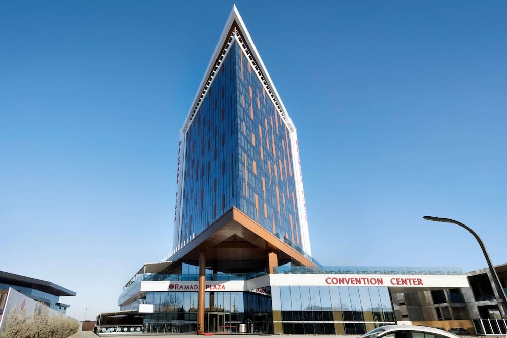 Ramada Plaza By Wyndham Konya 1