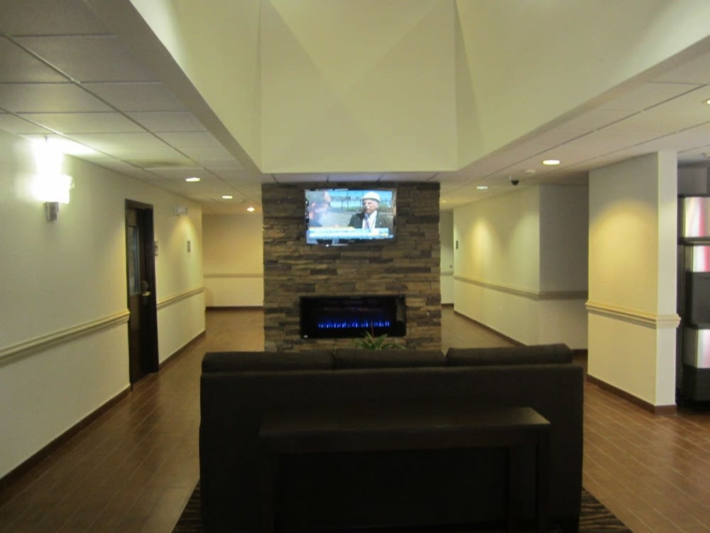 Clarion Pointe Albemarle 2