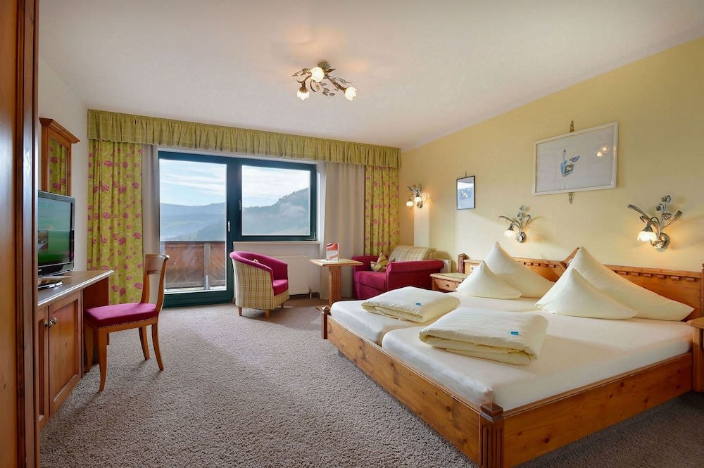 Hotel AlpenSchlössl 4