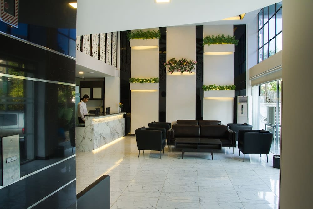 Hotel Accord 2