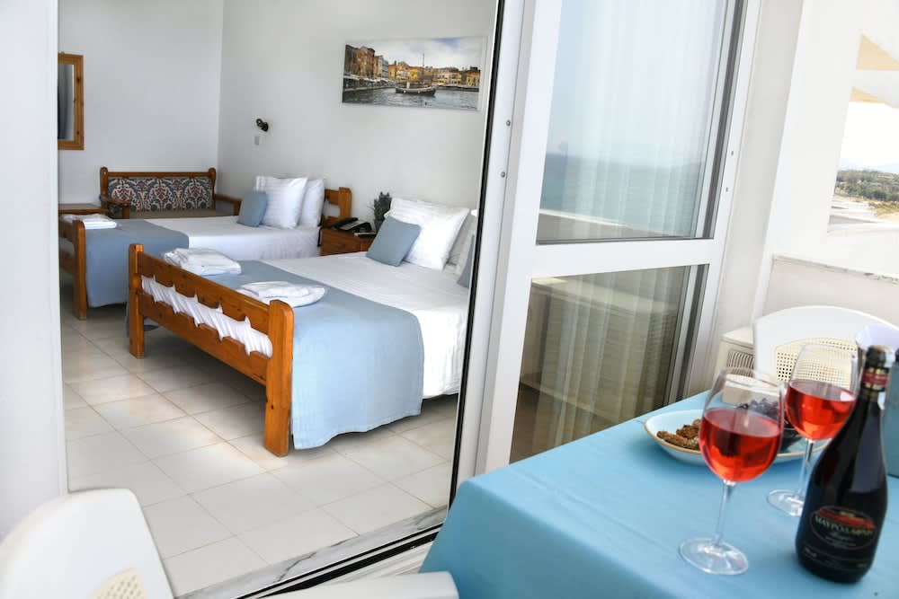 Klinakis Beach Hotel 5