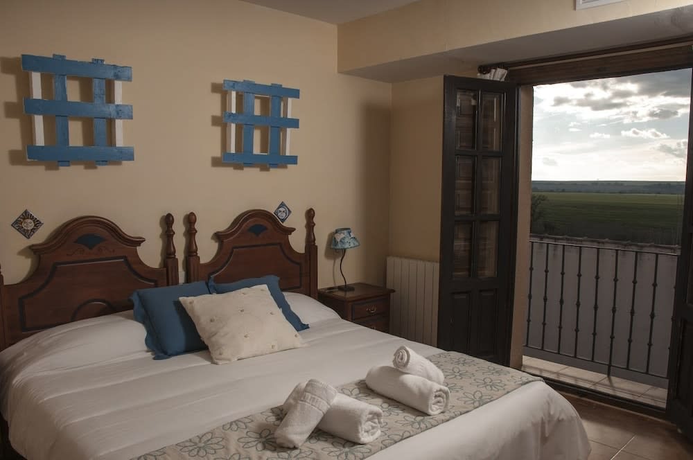 Posada de Zorita de los Canes 2