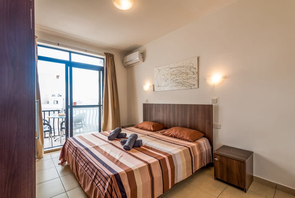 Seashells Self Catering Apartment by Getaways Malta 2