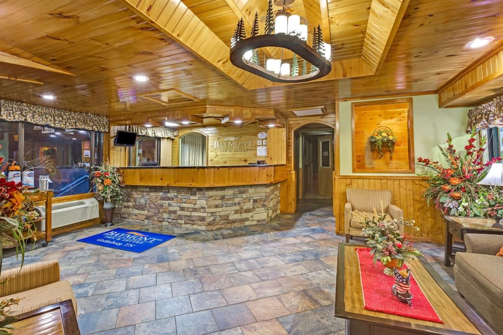 Baymont by Wyndham Gatlinburg On The River 2