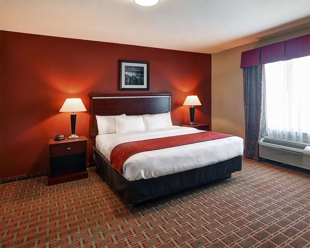 Comfort Suites Lake Worth 1