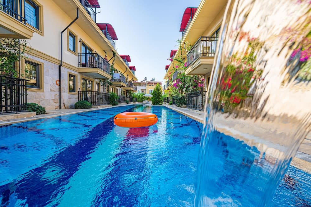Yaşam Park Apart Hotel - Fethiye Calis Beach 1