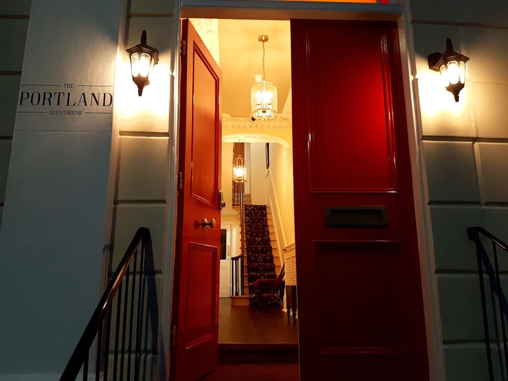 The Portland Guesthouse 1