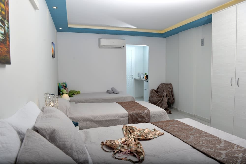Callinica Hotel 2
