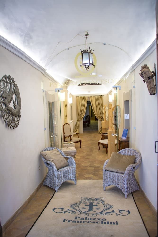 Palazzo Franceschini 2