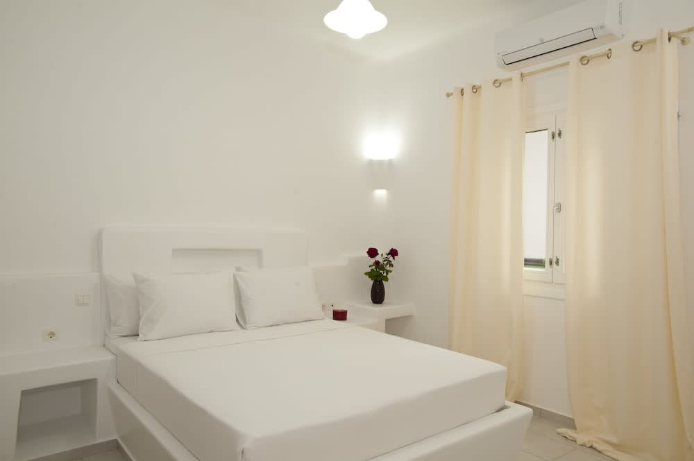 AC Village Christoulis 5