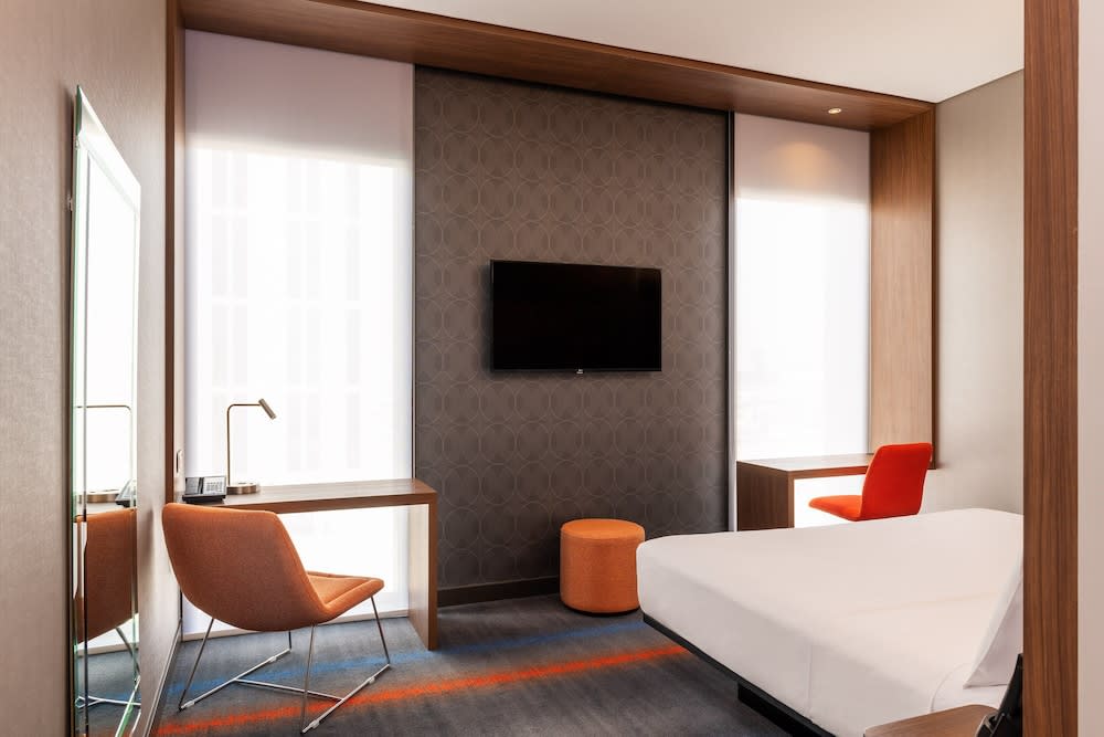 Aloft Me'aisam, Dubai 3