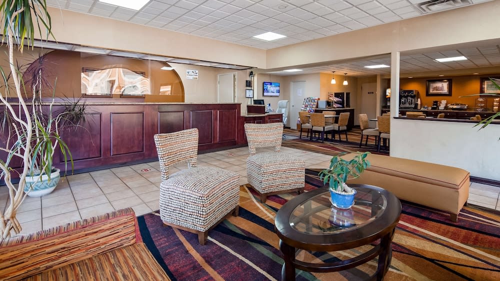 Best Western Thunderbird Motel 2
